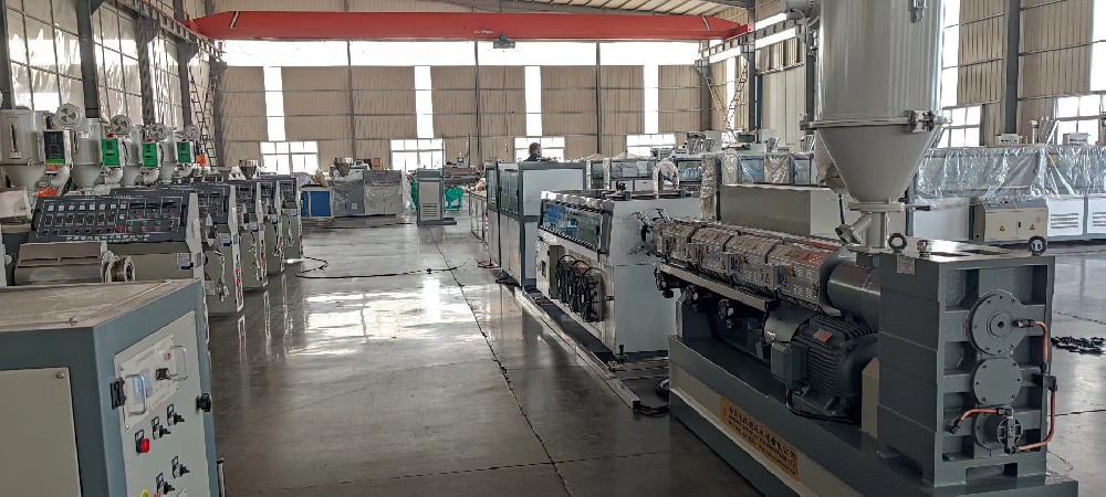 PE carbon sprial  tube production line